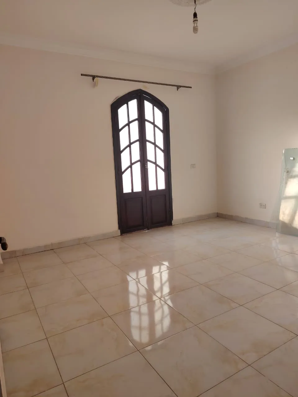 دوبلكس للايجار بجنوب الاكاديمية <ز>