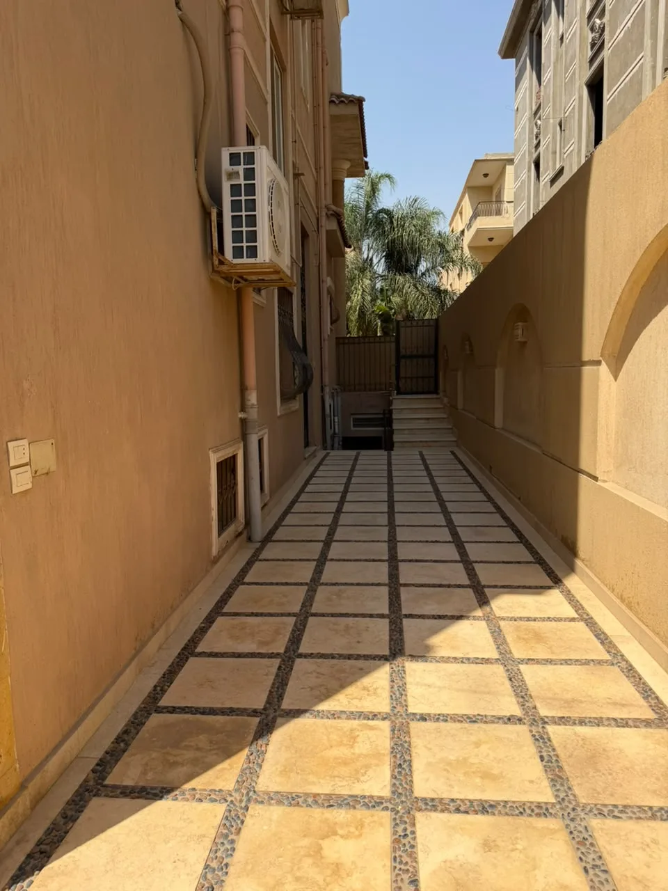 شقة فاضية للايجار بالشويفات