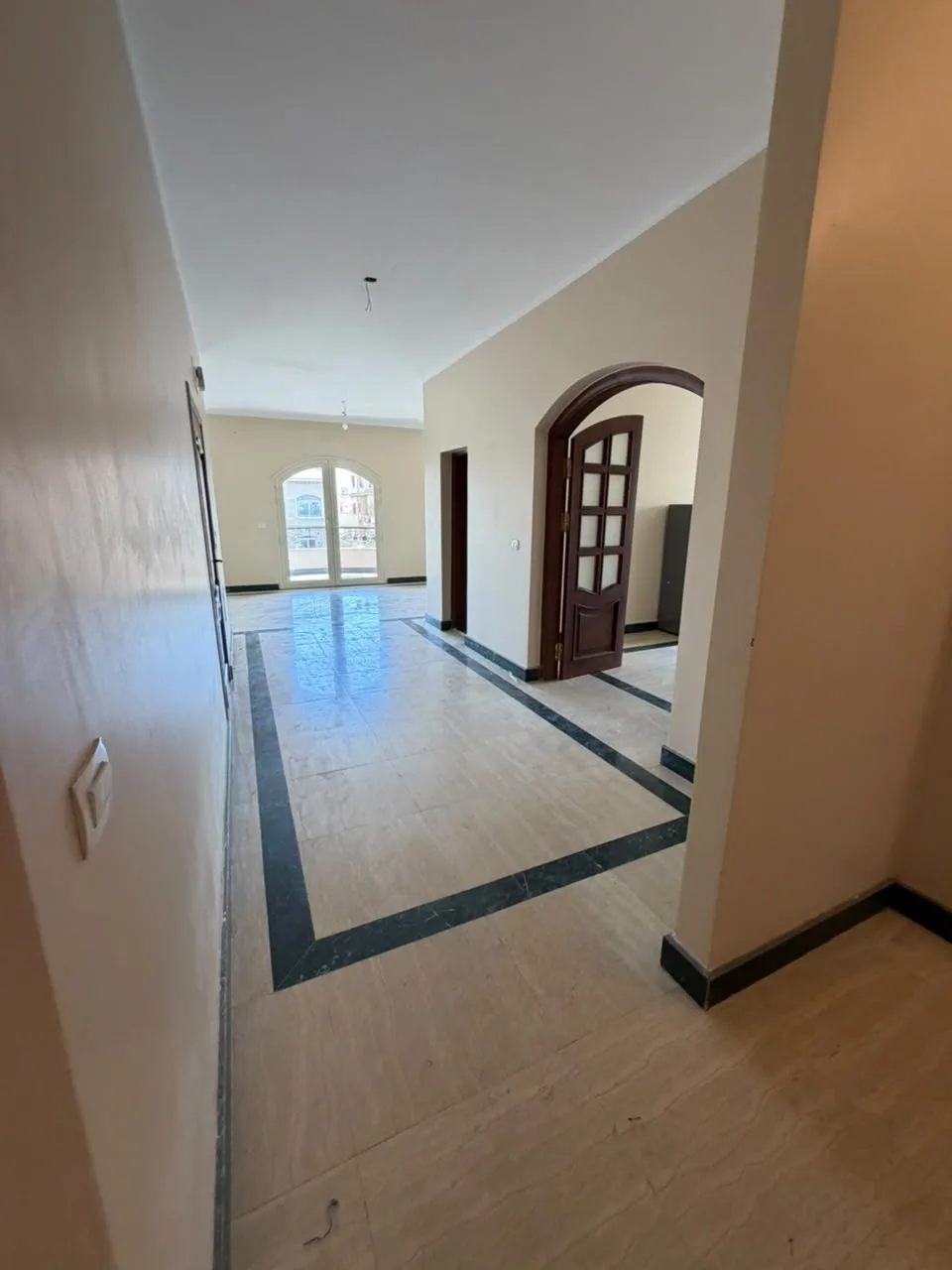 شقة فاضية للايجار بالشويفات