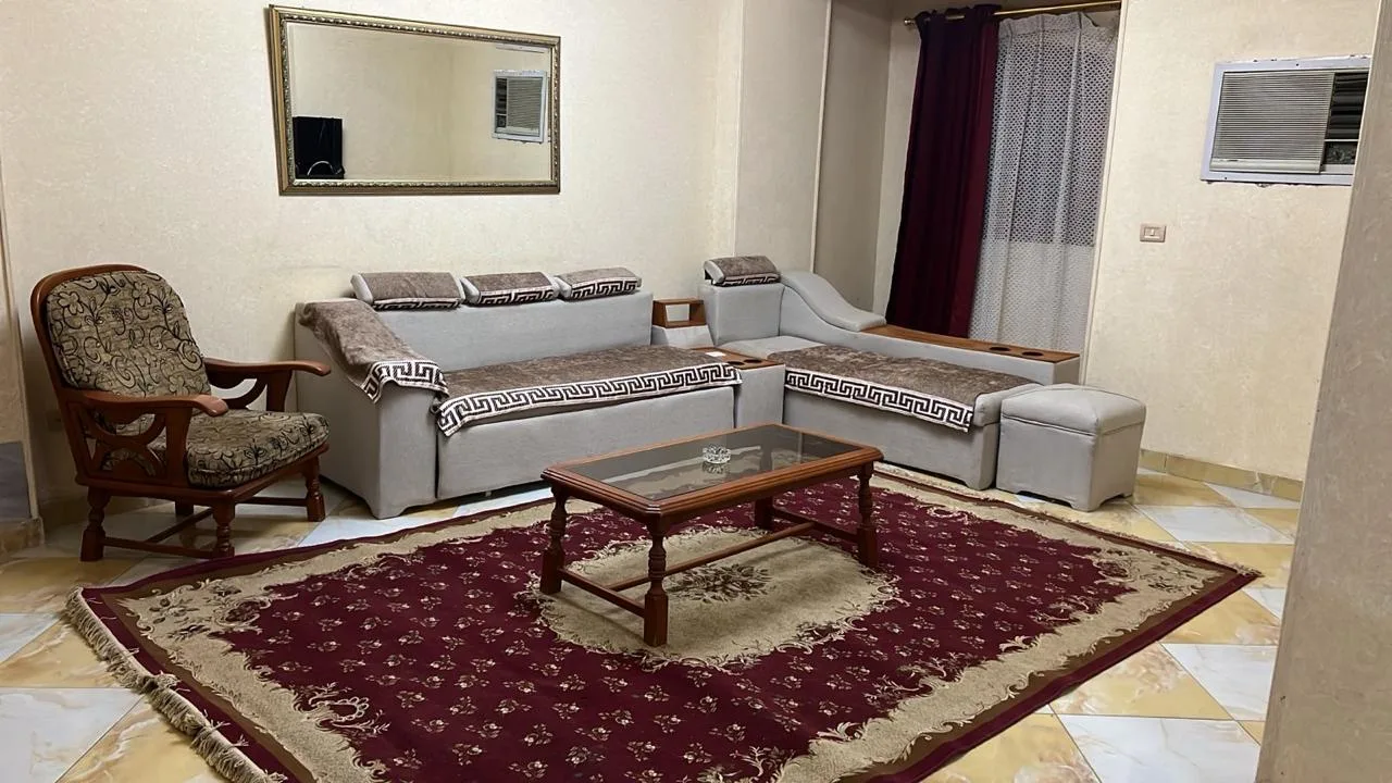 شقة مفروشة للايجار بالنرجس 1 دور تاني