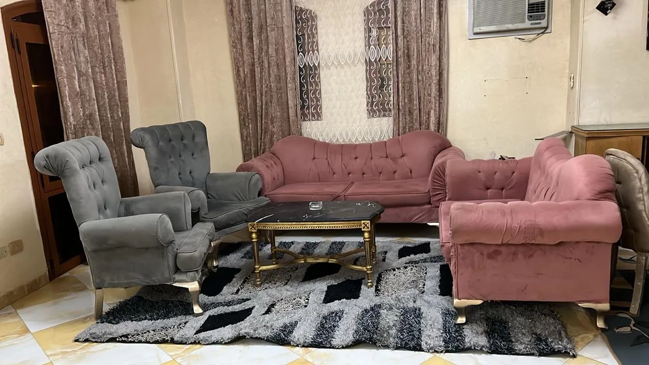 شقة مفروشة للايجار بالنرجس 1 دور تاني