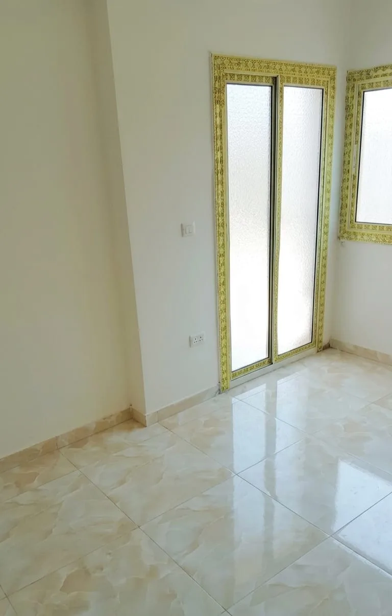 شقة دور رابع للبيع بالمعادي شارع الصفاء متفرع من شارع الجزائر