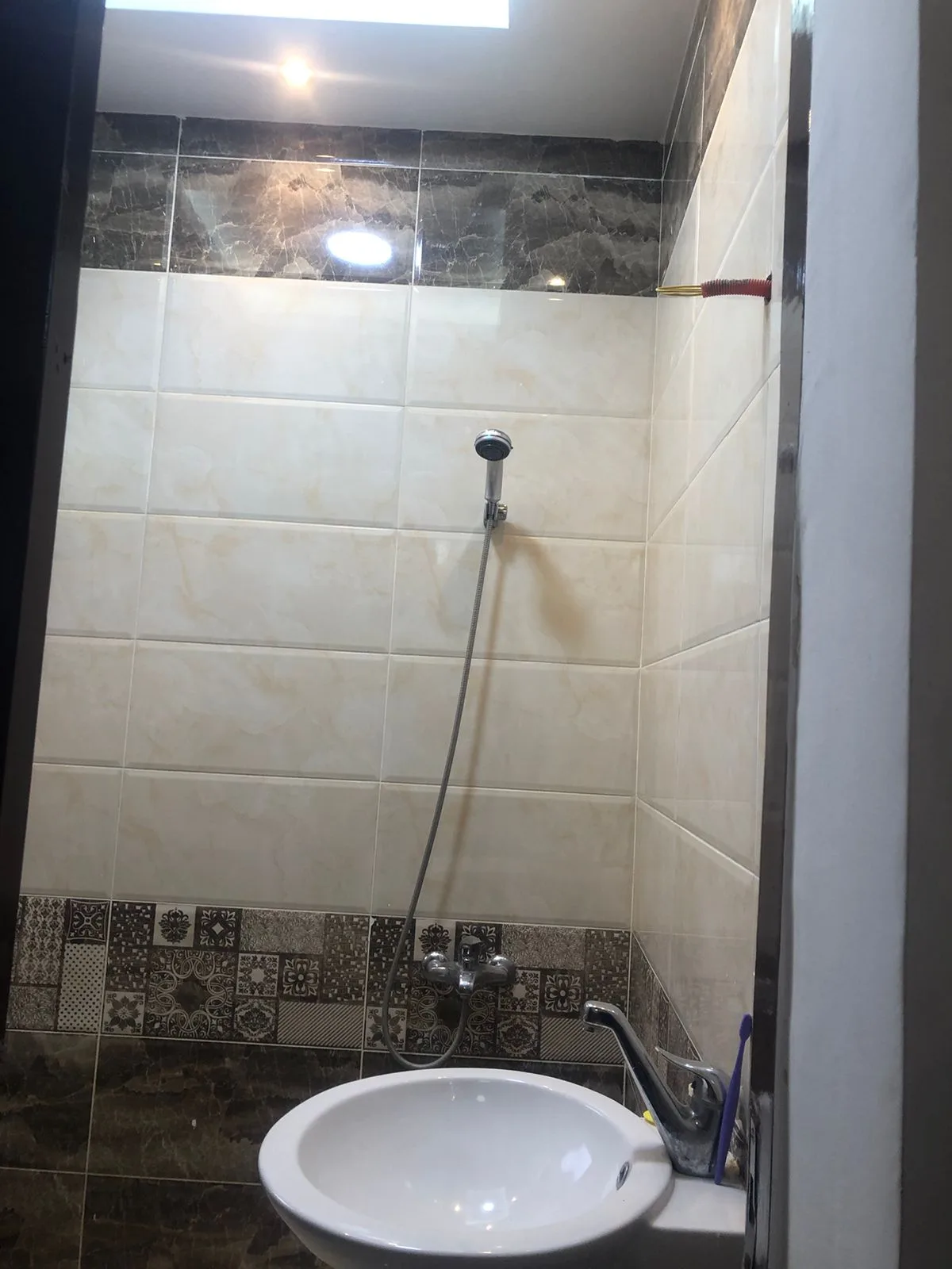 استوديو للايجار بجنوب الاكاديمية