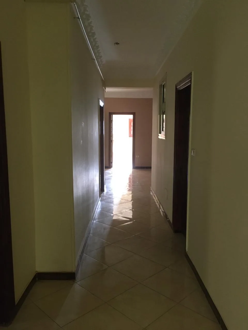 شقه للايجار 200 متر النرجس  عمارات الدور الاول فاضيه