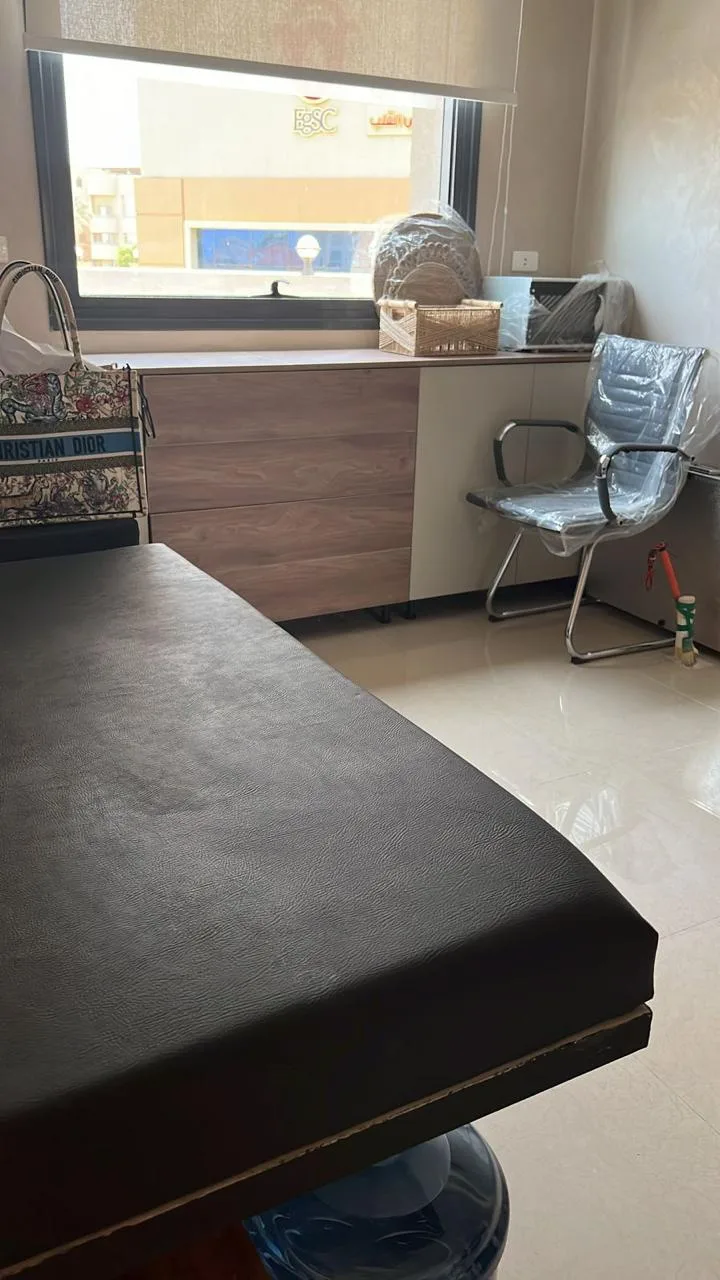 عيادة طب اسنان 60م للايجار بال UMC