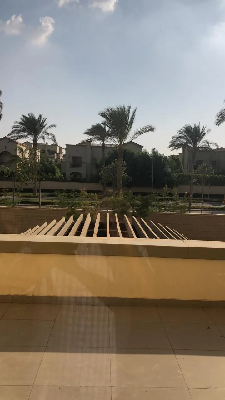 شقة للبيع في أب تاون كايرو أورورا 180م