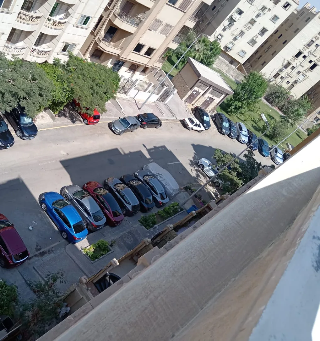 شقة بروف للبيع  في البنفسج عمارات موقع مميز